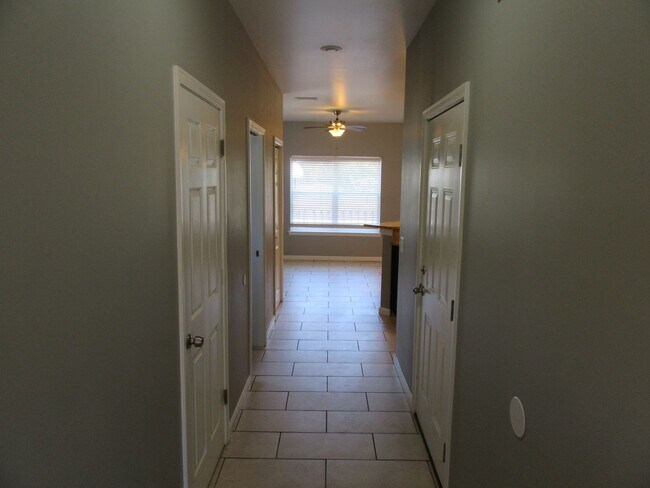 Building Photo - 2416 Astrid Ln