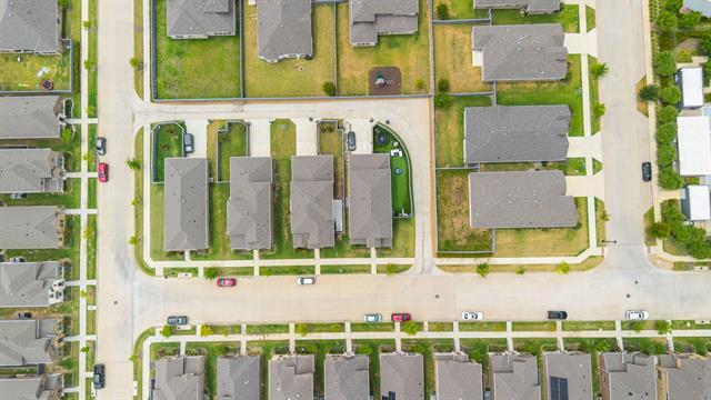 Building Photo - 7012 Willow Thorne Dr