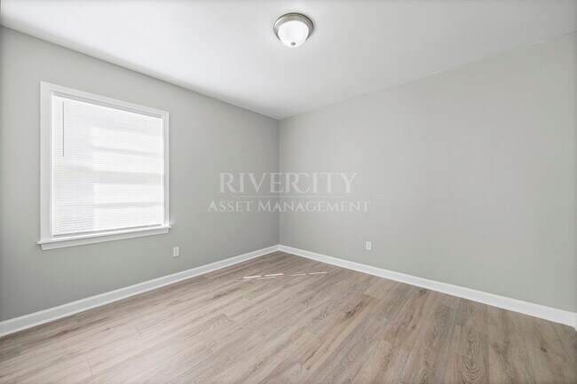 Building Photo - 1598 Frayser Blvd