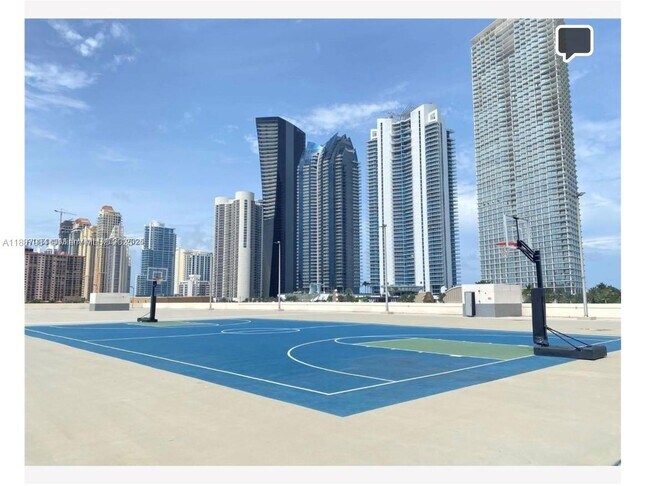 Building Photo - 17021 N Bay Rd