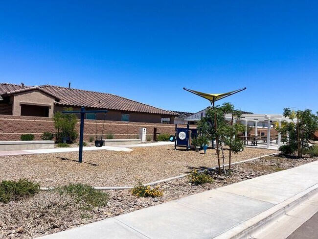 Building Photo - Alamar Subdivision 5 Bedroom Home For RENT!