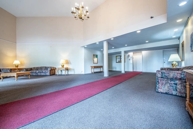 Building Photo - 1375 Rebecca Dr