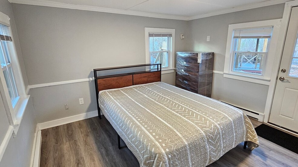 Building Photo - 825 Scenic Hwy