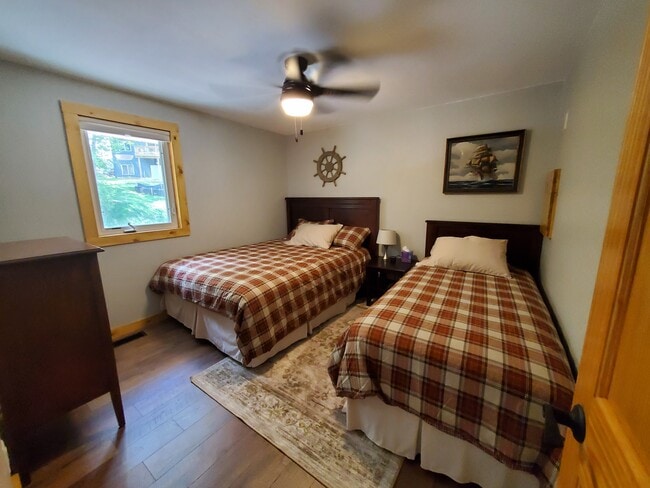 Bedroom 2 of 3, Twin XL and Queen - 18629 Langly Ave N