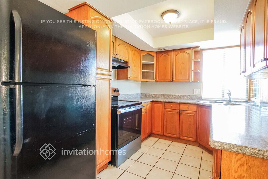 Building Photo - 3902 W Camino Acequia
