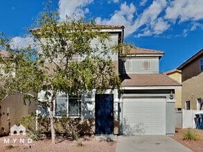 Building Photo - 2157 Clancy St