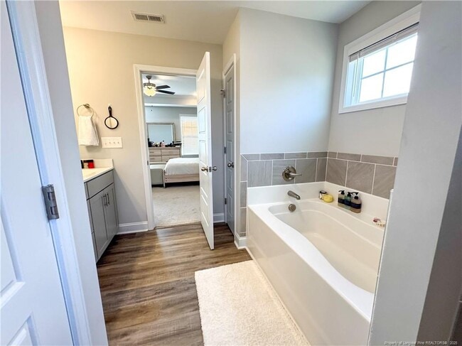 Building Photo - 509 Amusement Dr