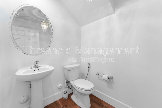 Building Photo - 4676 Caspian Way