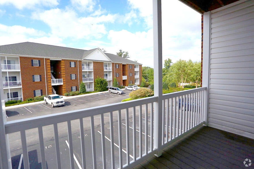 Kendall Square 209 Old Graves Mill Rd Lynchburg VA 24502 Apartment