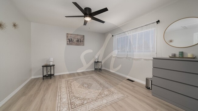 Building Photo - Remodeled Gem in Briargate