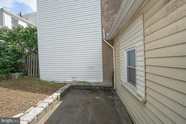 Building Photo - 4707 Smick St