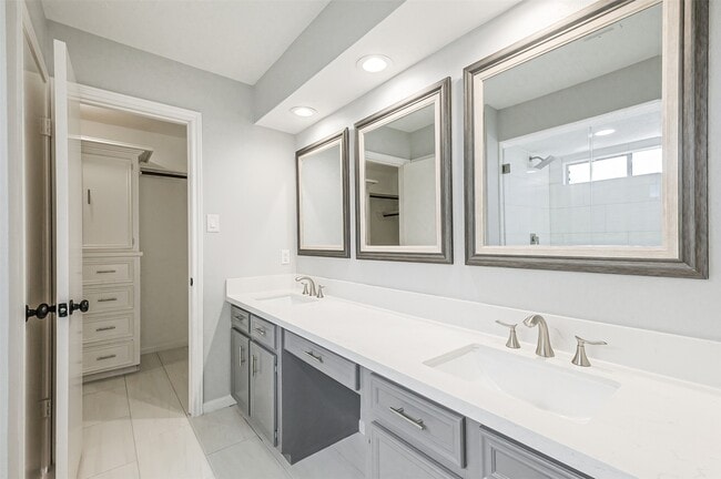 Building Photo - 20506 Park Pine Ln