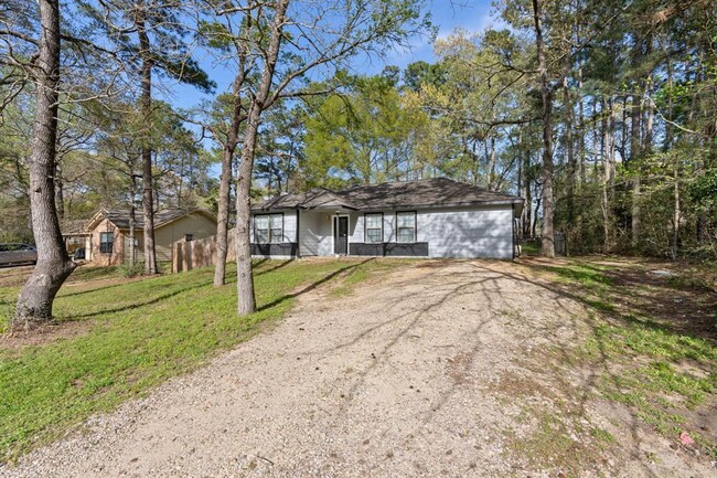 Building Photo - 2375 Shadow Ln