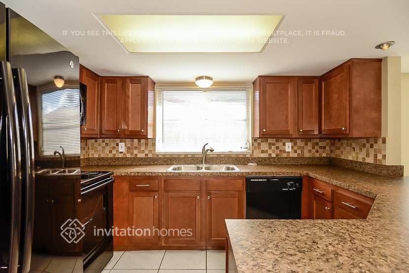 Building Photo - 1741 Dartmouth Dr