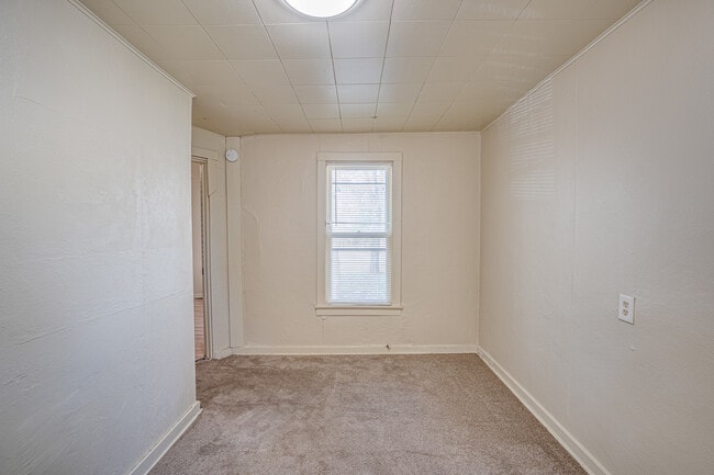 Building Photo - 706 McDonough St