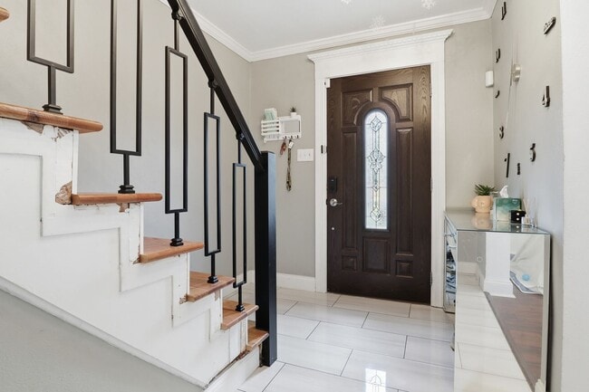 Building Photo - 3015 N 5th St