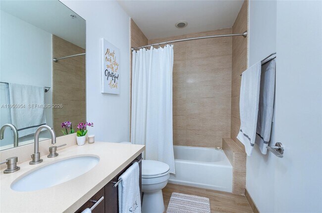 Building Photo - 7928 East Dr