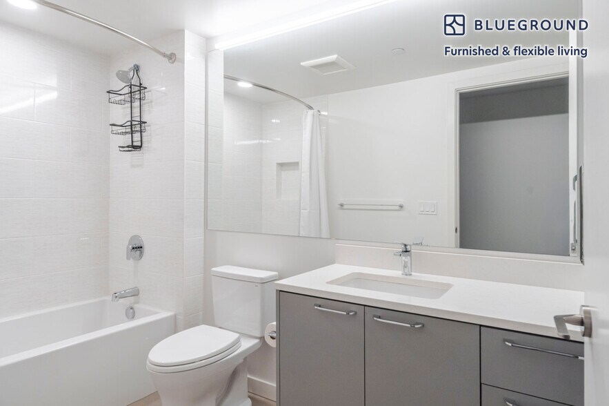 Building Photo - 2019 Boren Ave