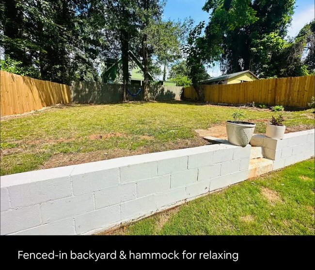 Building Photo - 2342 Beecher Rd SW