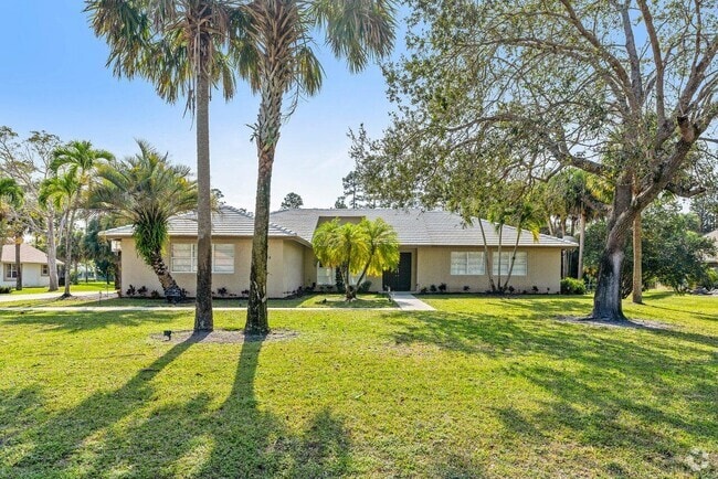 Building Photo - 13724 Doubletree Trl