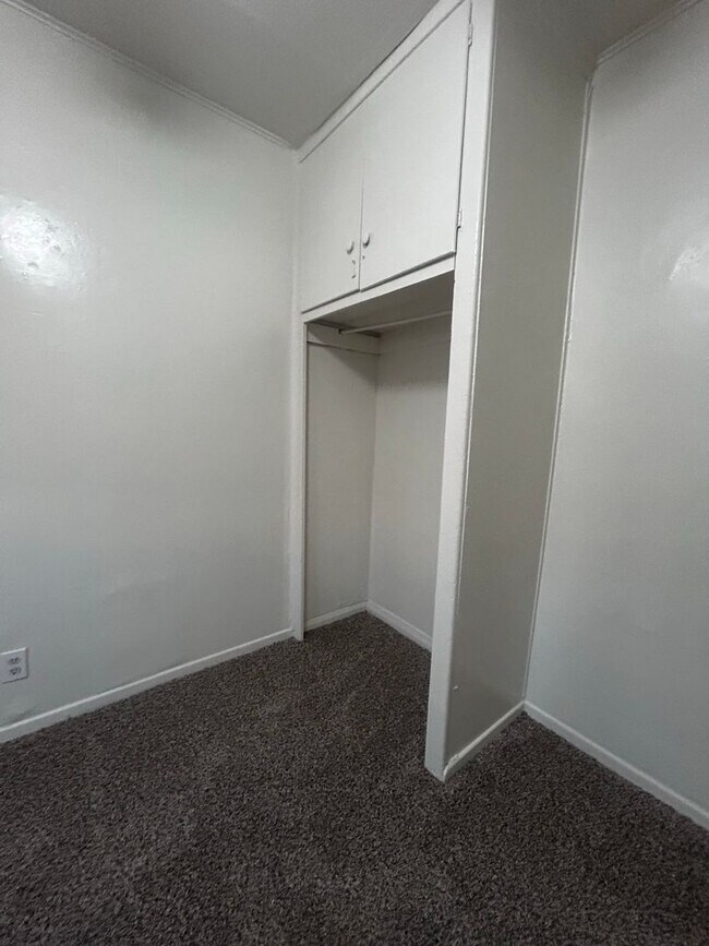 Building Photo - Pangborn