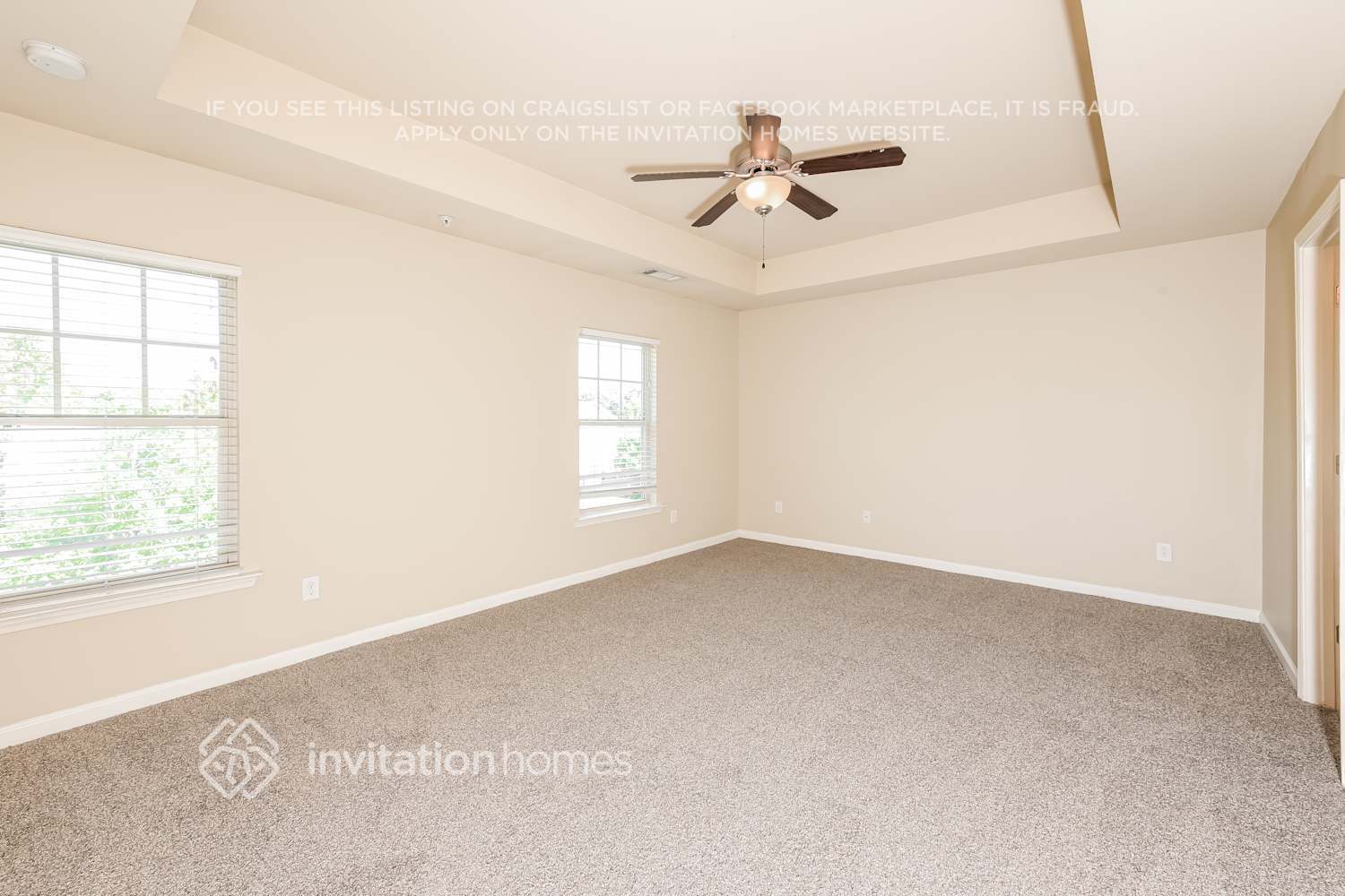 Building Photo - 1700 Summit Village Ln