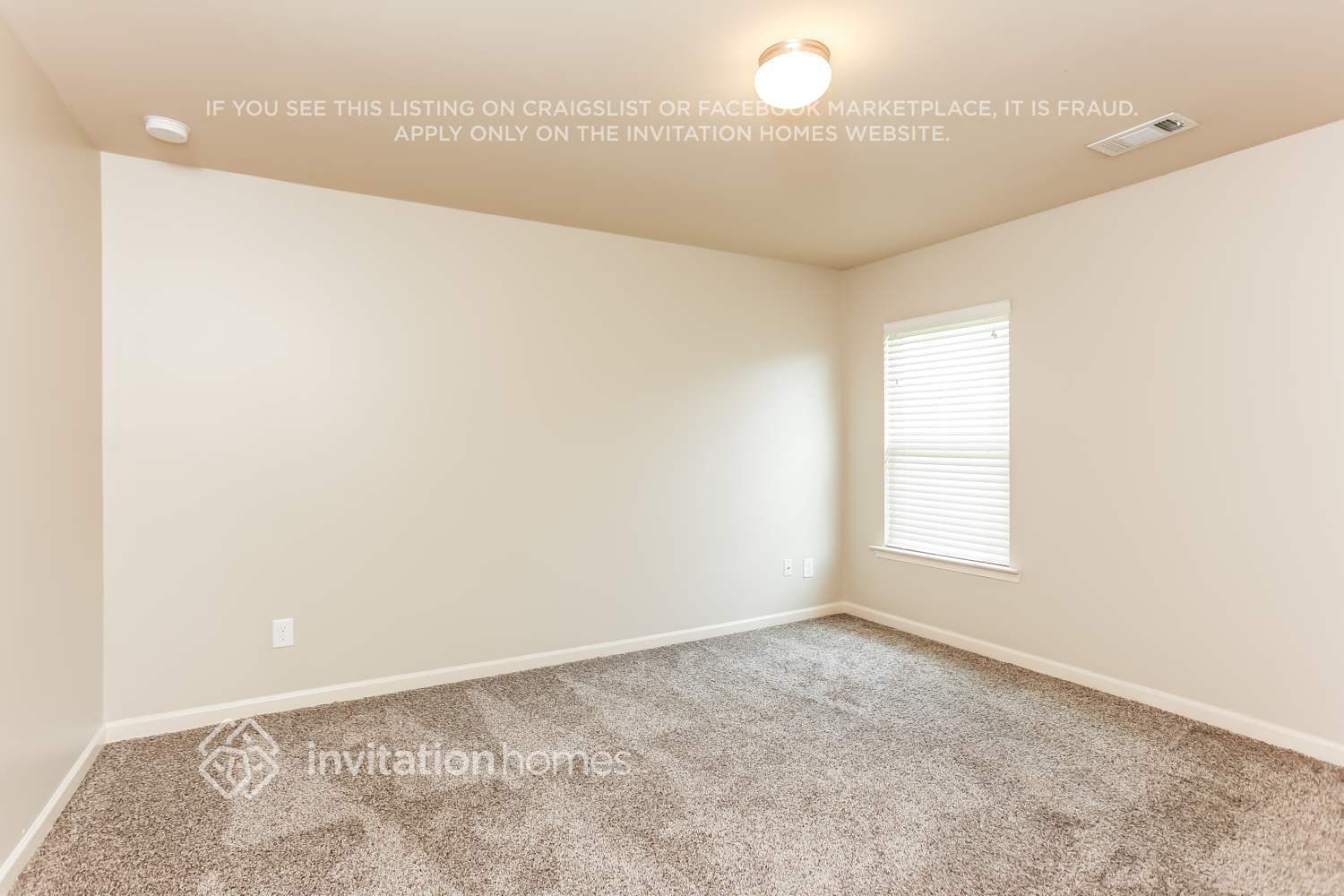 Building Photo - 3640 Brookhollow Dr