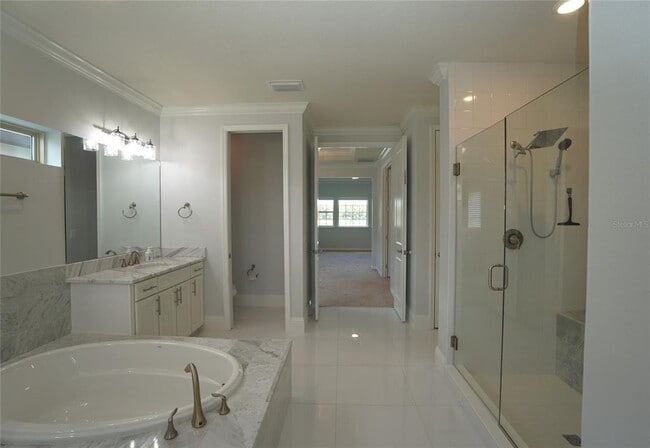 Building Photo - 18824 Birchwood Groves Dr