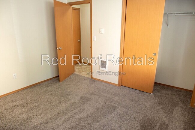 Building Photo - 14807 36th Ave Ct E