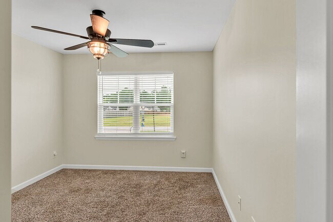 Building Photo - 507 Ginn St