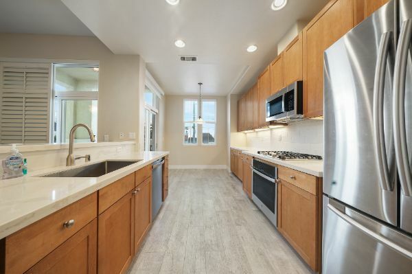 Building Photo - 1706 20th Ave