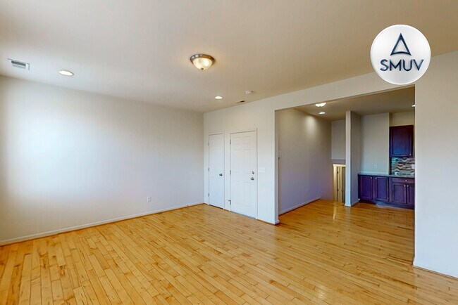 Building Photo - 226 N Carey St