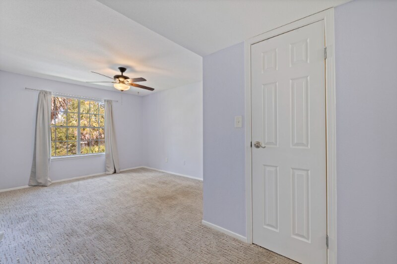 Building Photo - 9100 Dr M.L.K. Jr St N