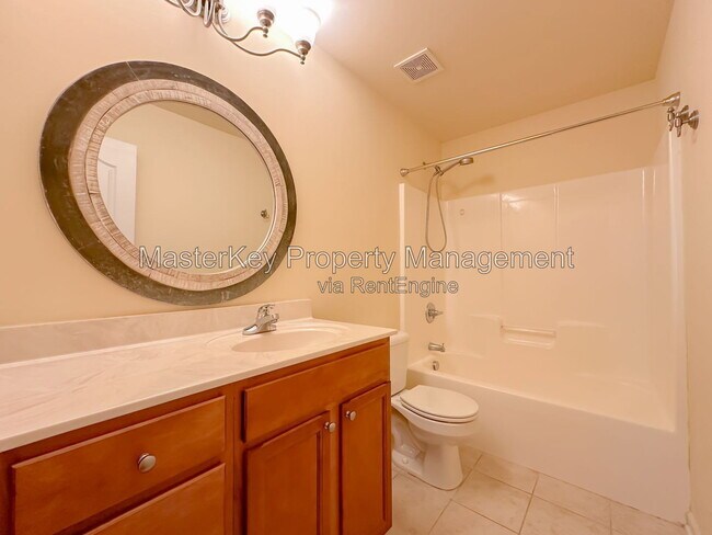 Building Photo - 205 Old Grove Ln