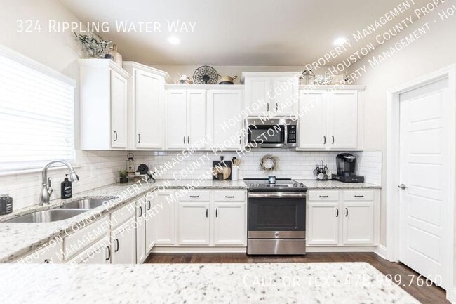 Building Photo - 324 Rippling Water Way
