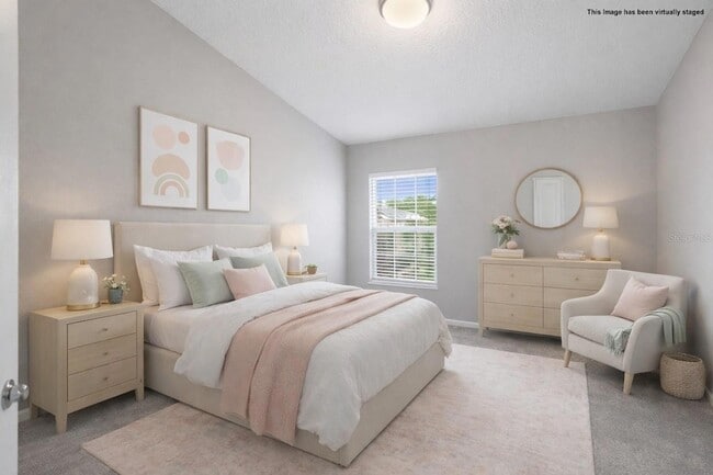 Building Photo - 26532 Castleview Way