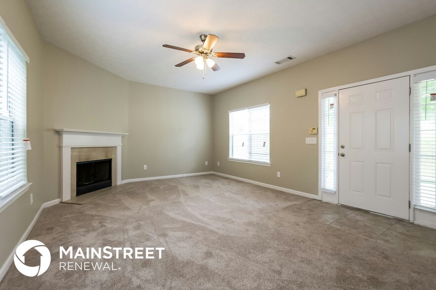 Building Photo - 4064 Robin Cir