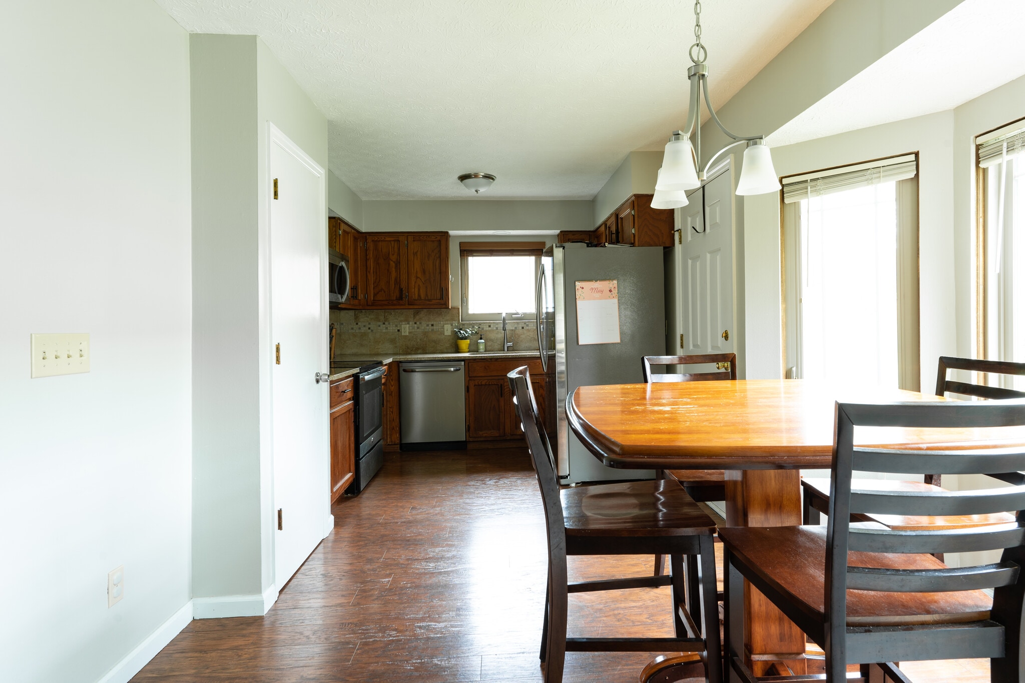 Kitchen - 67 Groton Dr