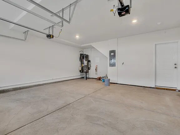 Building Photo - 605 Clb Vw Wy