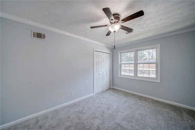 Building Photo - 280 Winding River Dr