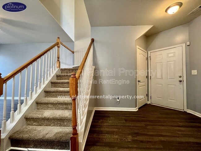 Building Photo - 1106 Treymont Ln SW