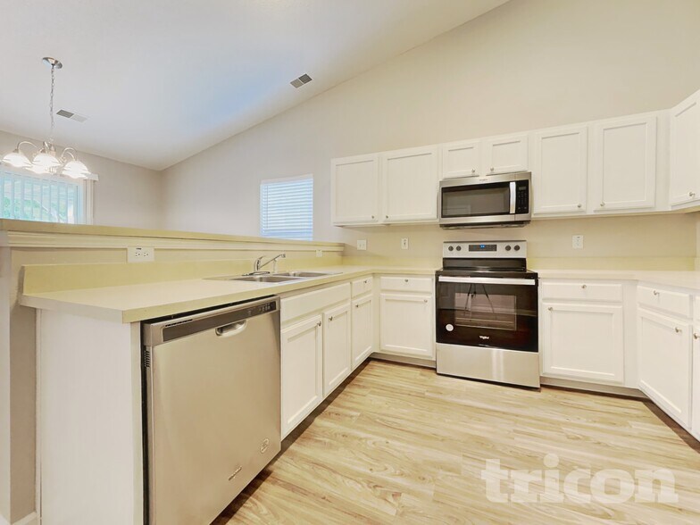 Building Photo - 116 Star Hill Ln