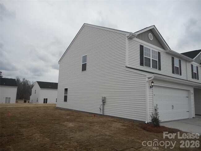 Building Photo - 2219 Latimer Ln