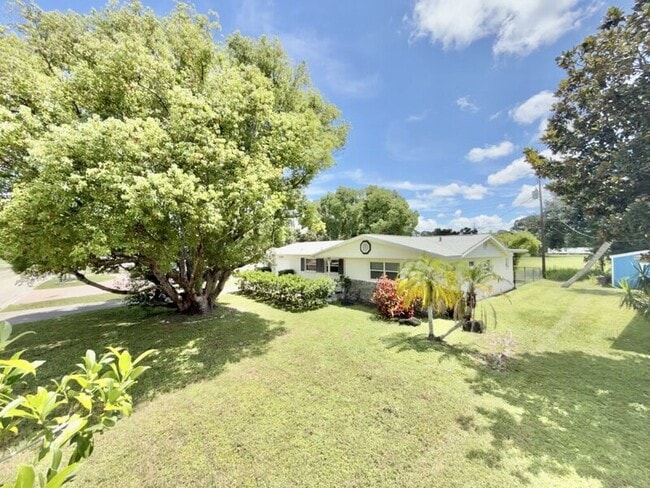 Building Photo - 4149 Prudence Dr
