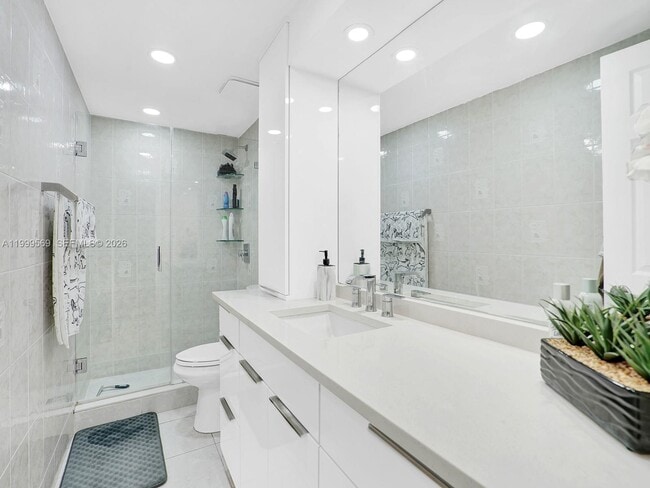 Building Photo - 6841 SW 147th Ave