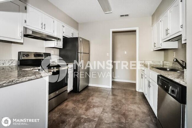 Building Photo - 6656 Lake Forest Dr N, Walls, MS 38680
