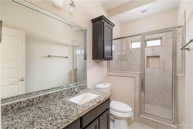 Building Photo - 14 Upas Dr