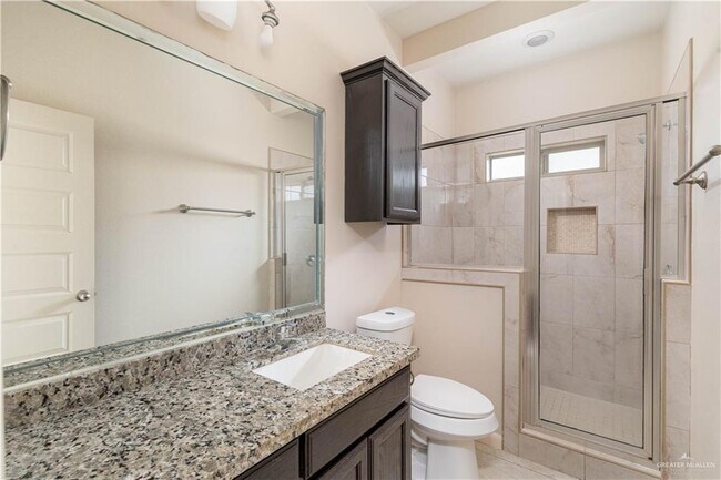 Building Photo - 19 Upas Dr