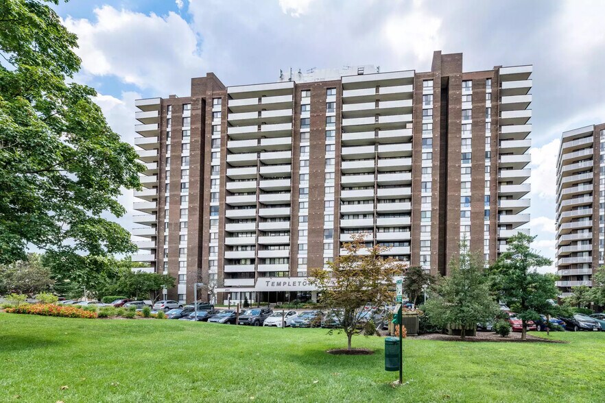 Building Photo - 250 S Reynolds St