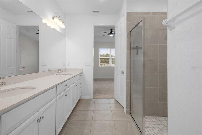 Building Photo - 4108 Solamor St